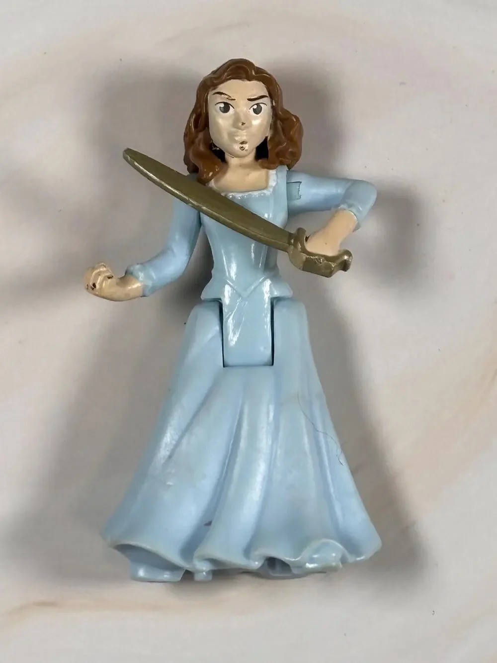 Pirates of the Caribbean Dead Men Tell No Tales Carina Figure Spin Master 2.5